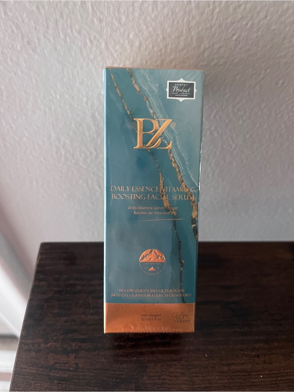 Below Zero Daily Essence Vitamin C Boosting Facial Serum - Sealed